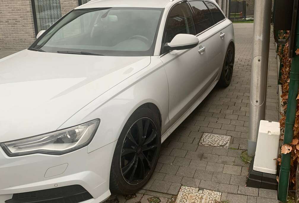 Audi A6 Avant 2.0 TDI quattro S tronic