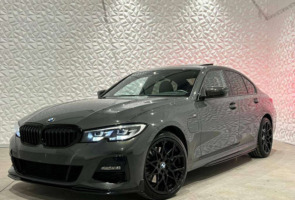 BMW BMW 330e M Sport  Toit panoramique  Harman Kardo