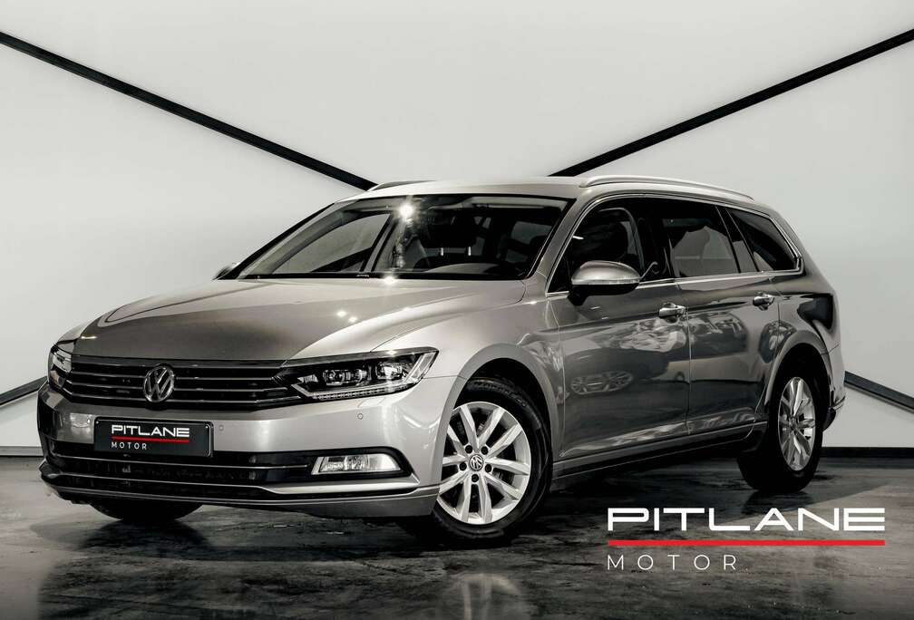 Volkswagen Passat 2.0 TDi DSG / APPLE CARPLAY / CLIM AUTO / ATTACHE REMORQUE