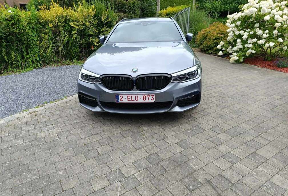 BMW Touring dXA (EU6d-TEMP)