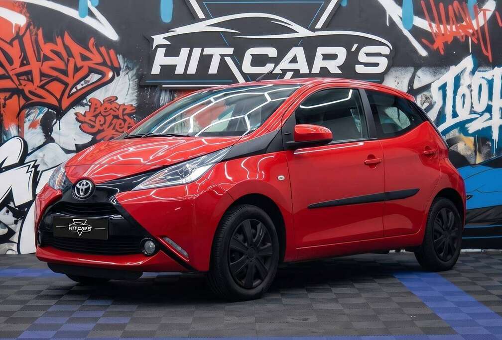 Toyota AUTOMATIQUE / 5 PORTES / CAMERA DE RECUL / FULL / A SAISIR !