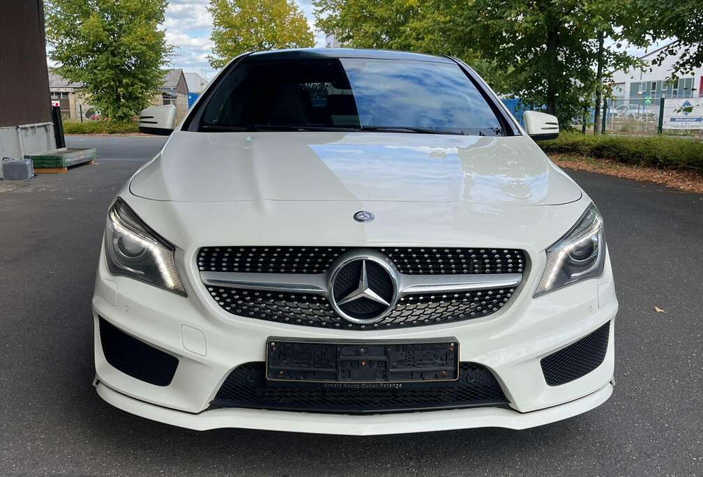 Mercedes-Benz CLA Shooting Brake 200 d AMG Line