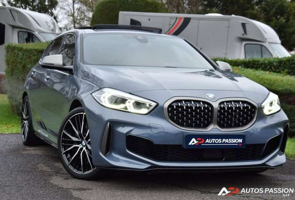 BMW M135iXAS  HUD  Toit ouvrant  Jantes 19\