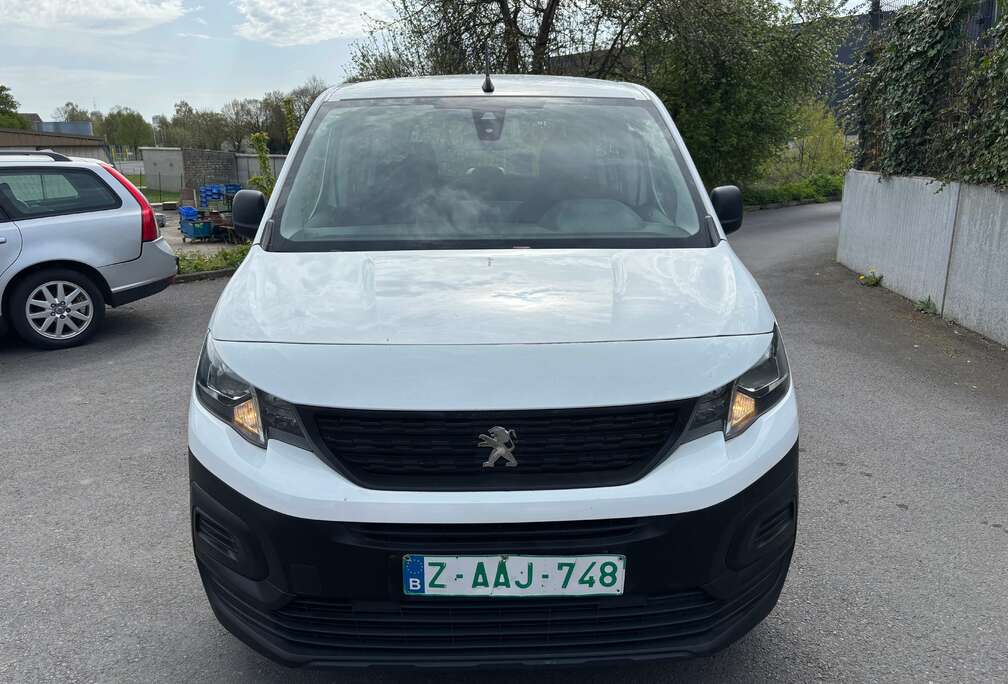 Peugeot Rifter 1.5 BlueHDi  prête à immatriculer