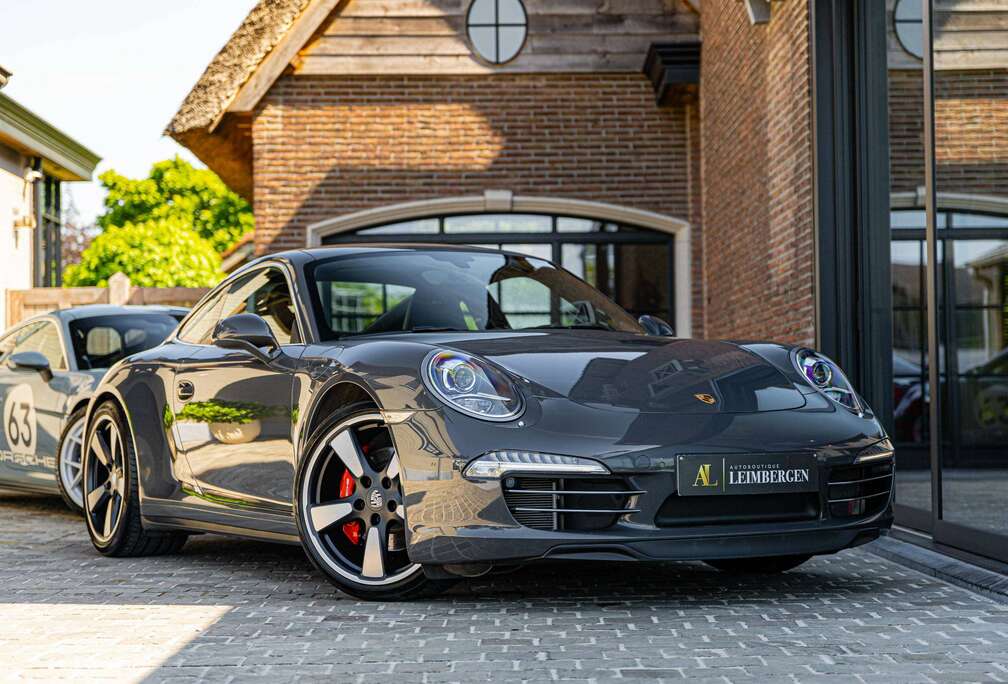 Porsche Carrera S (Type 991) 50th Anniversary’ / SportDesign / Adaptatieve sportstoelen (18-way) / ’50 Years’ Chroom accenten