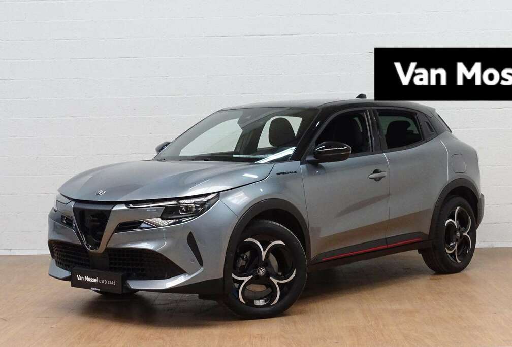 Alfa Romeo 1.2 Hybrid 145 eDCT6 Ibrida Speciale