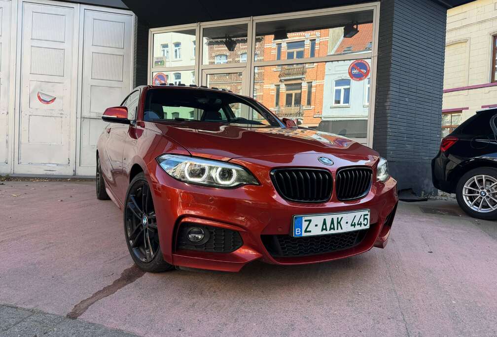BMW GARANTIE - PACK M - TOIT OUVRANT - B48 - BOITE AUTOSPORT - PALETTES AU VOLANT - FACELIFT INTERIEUR/EXTERIEUR - PHARES LED