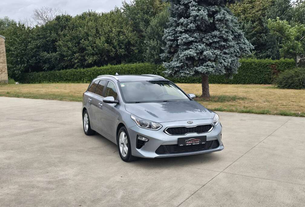 Kia 1.6 MHEV * Caméra - CarPlay - Keyless * GAR 12M