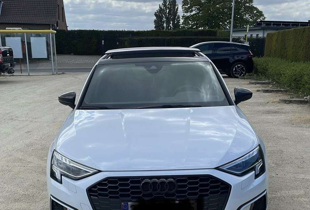 Audi Berline 30 TFSI Mild Hybrid 110 S tronic 7 Line