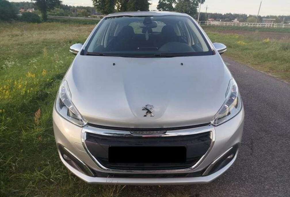 Peugeot 208 1.0i Access