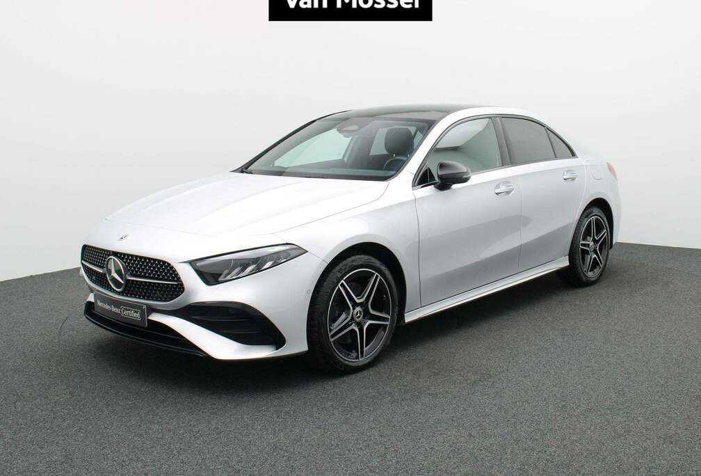 Mercedes-Benz e AMG Line Berline + CARPLAY + PANORAMISCH DAK + N