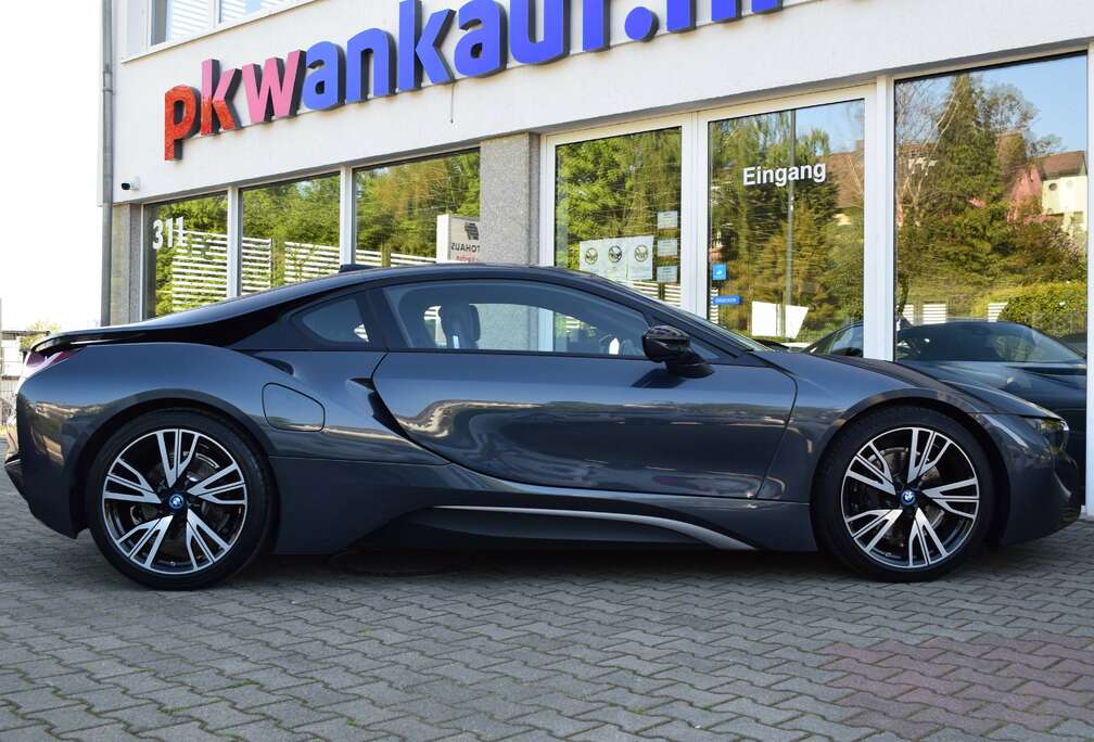 BMW i8 Coupe - BTW Wagen