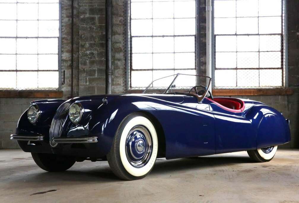 Jaguar XK120 Roadster OTS - Pacific Blue