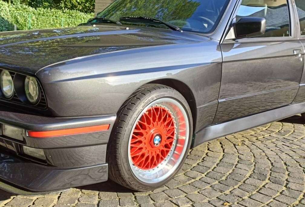 BMW E30 M3