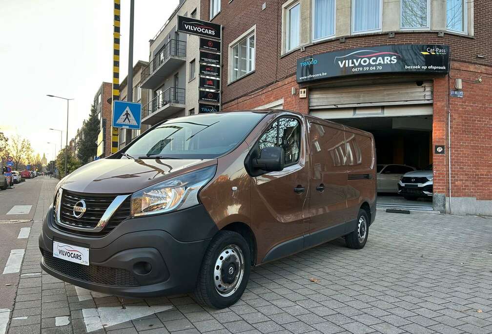 Nissan 1.6 dCi L2h1 carnet Nissan