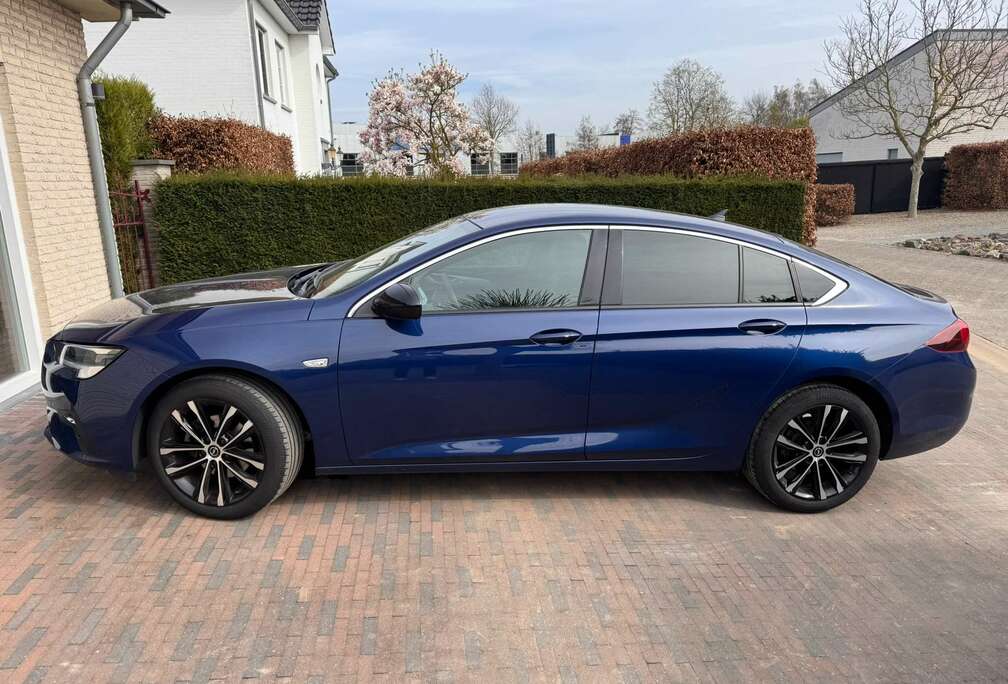 Opel Insignia Grand Sport 1.5 Turbo D Ultimate