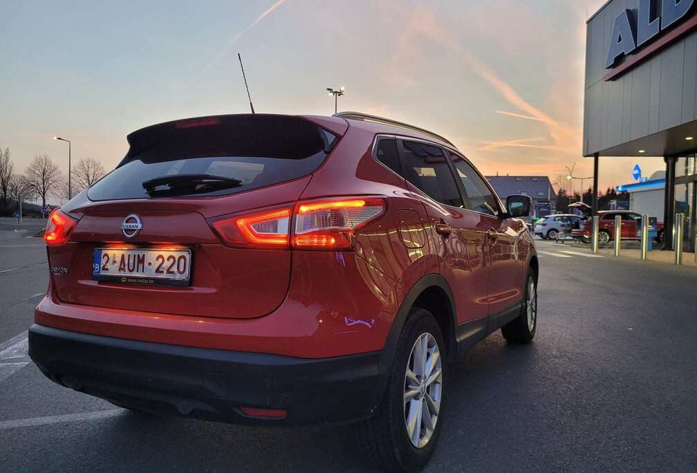 Nissan Qashqai 1.2 DIG-T 2WD Tekna