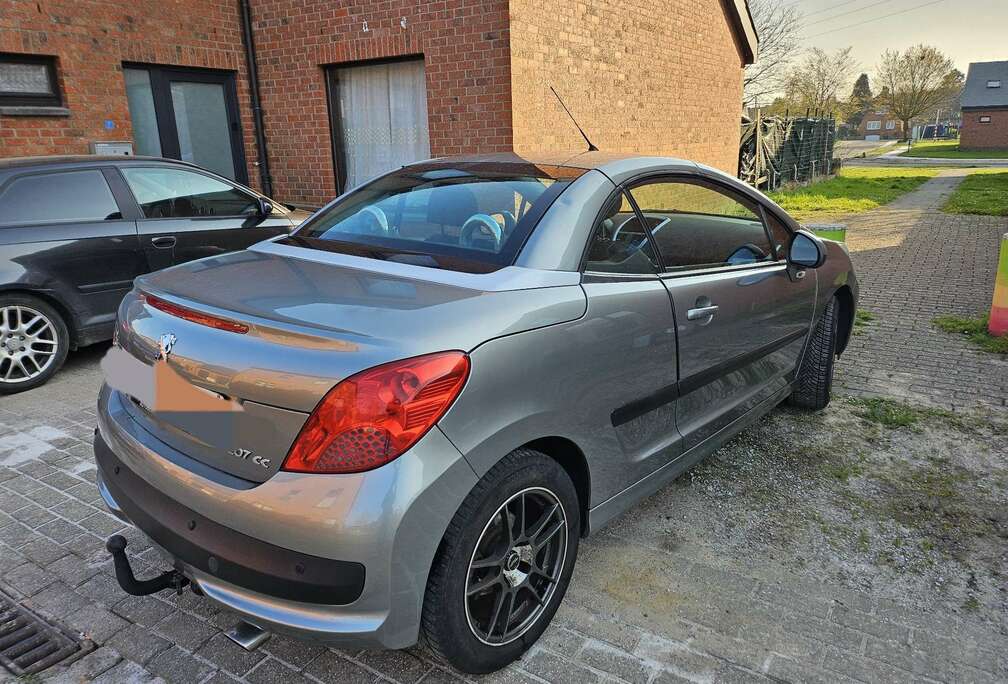 Peugeot CC 1.6i 16v Pack