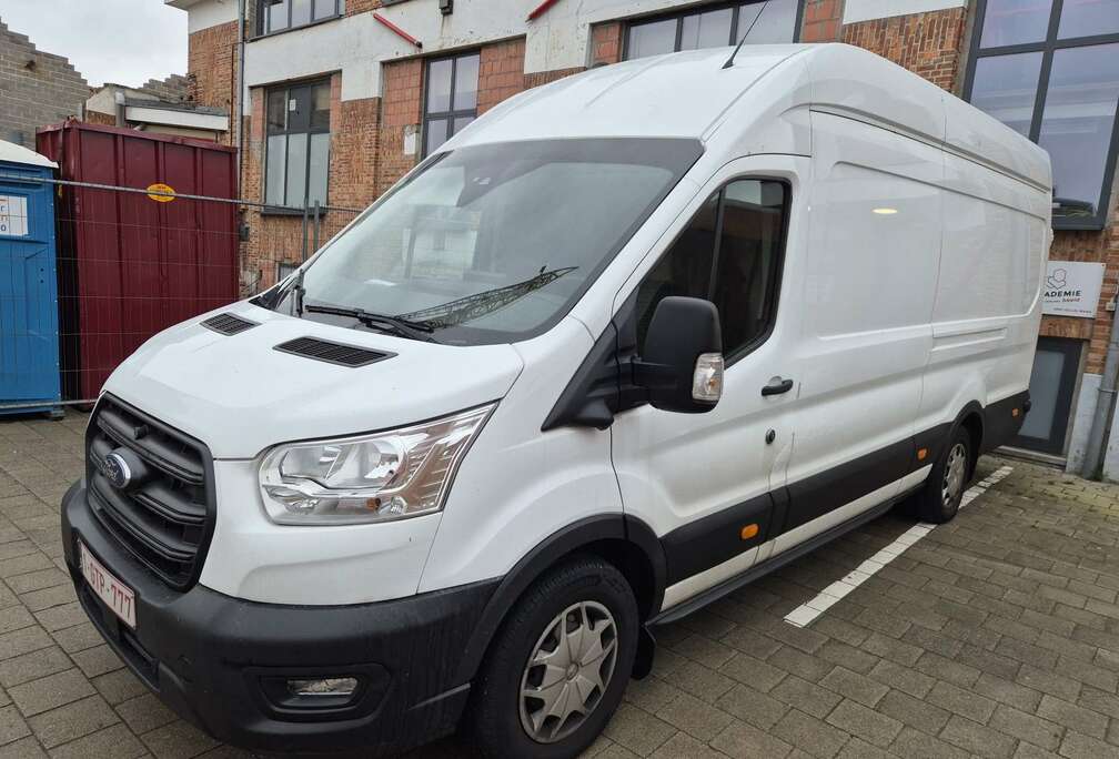 Ford 350 L4  Autm.  RWD Trend