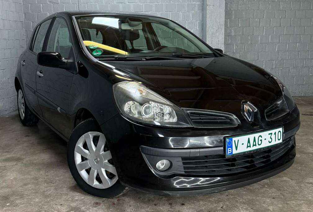 Renault 16v édition dynamique