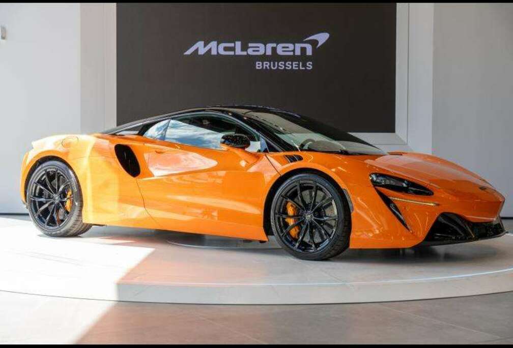 McLaren Coupe - Ventura Orange