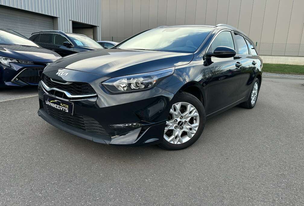 Kia 1.0 T-GDI 100 OPF, CARPLAY / CAMERA