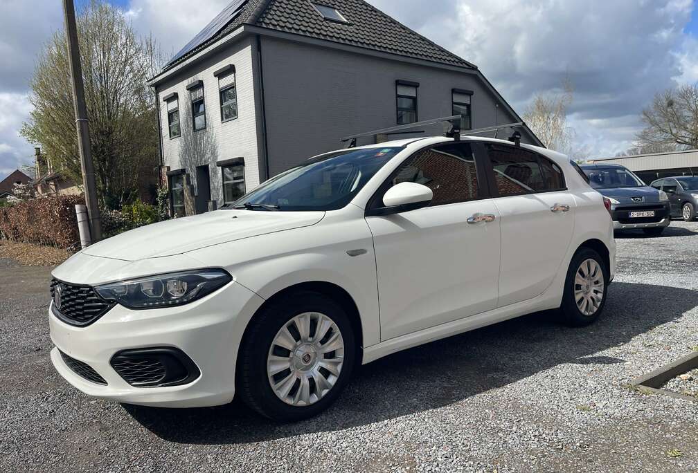 Fiat 1.4i Benzine,Airco,Gps,Sensoren,84.000km.,...