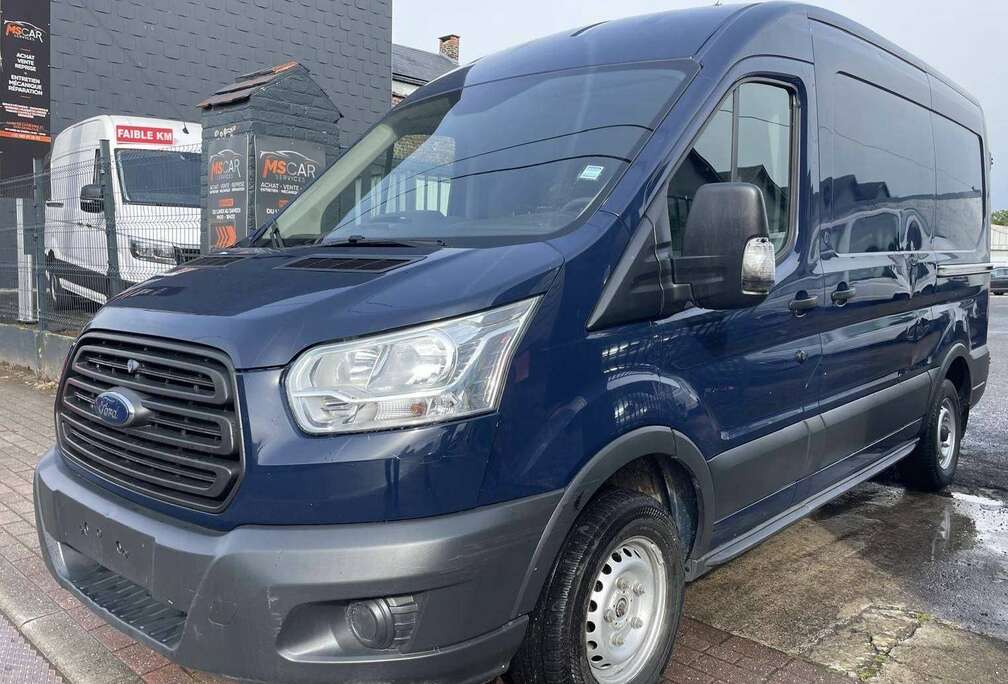Ford 2.2 TDCi L2H2 Utilitaire  195.000 km  Attache-remorque