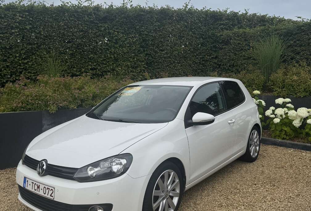 Volkswagen 1.6 CR TDi Highline DPF