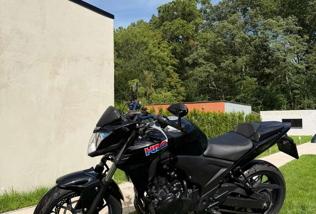 Honda F