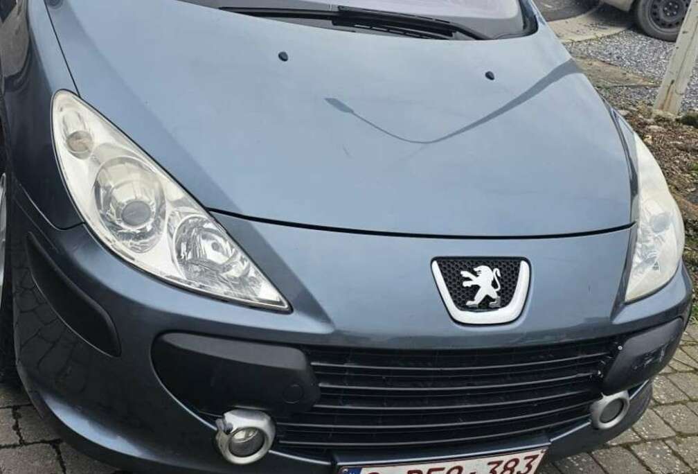 Peugeot 3 NFU * AUTOMATIQUE*