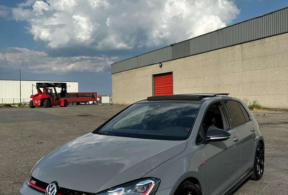 Volkswagen TCR 2.0 TSI OPF DSG