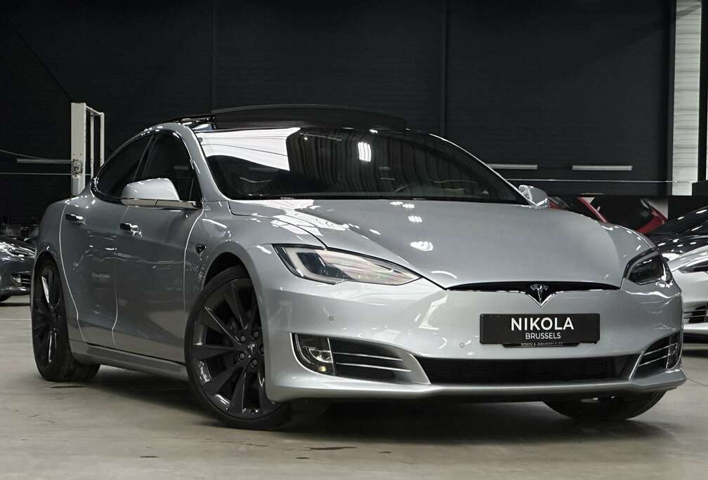 Tesla LONG RANGE 100D - 21\