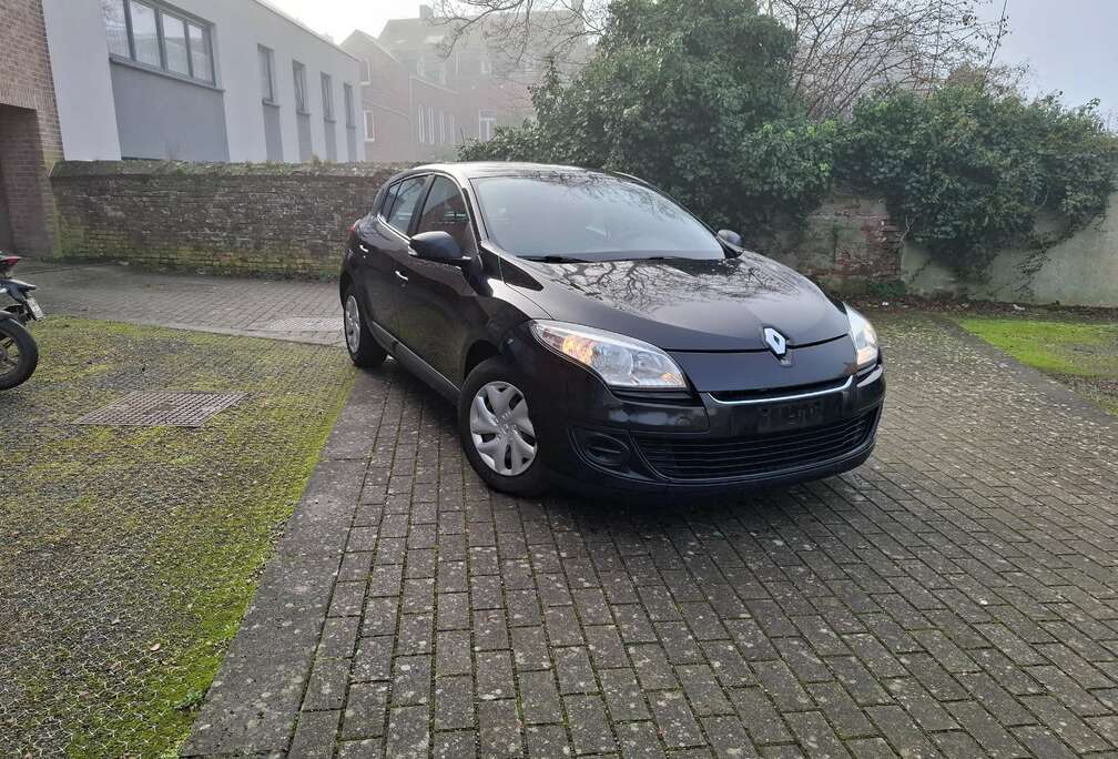 Renault PRETE A IMMATRICULÉ AVEC 1AN DE GARANTIE