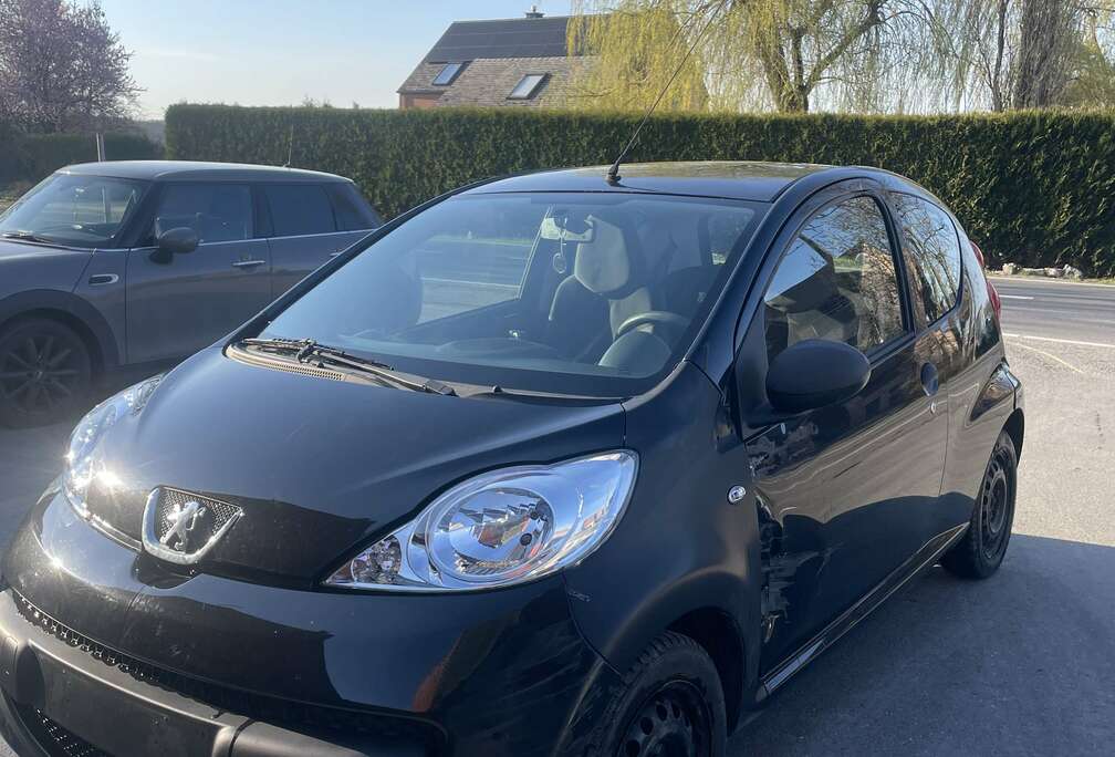 Peugeot 1.0i 12v Trendy