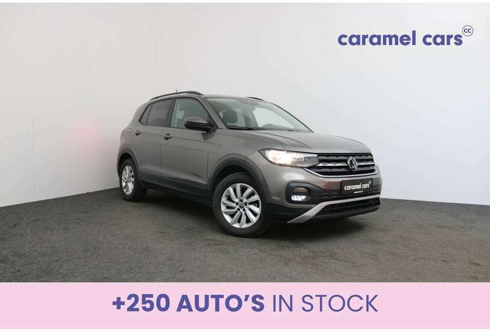 Volkswagen ACTIVE AUTOMAAT  *DAB*CARPLAY*CAMERA+SENSOREN*ZETE