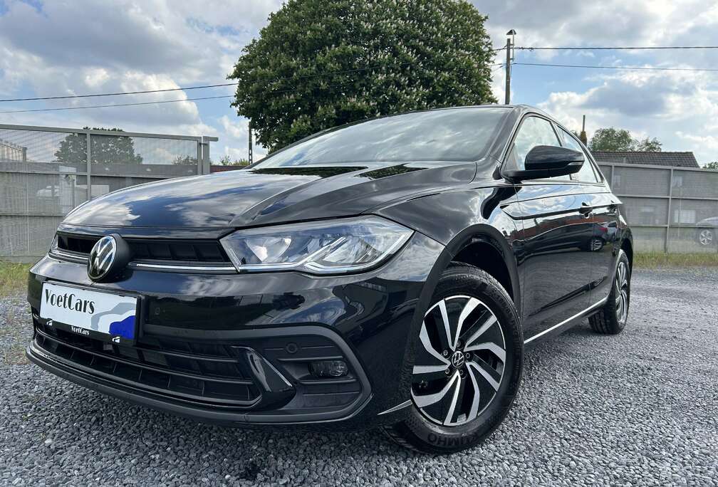 Volkswagen 1.0 TSI / 4130 KM / Carplay - PDC