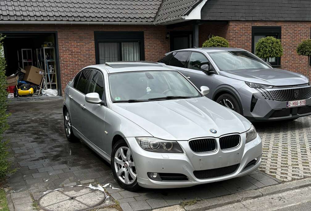 BMW 320iA