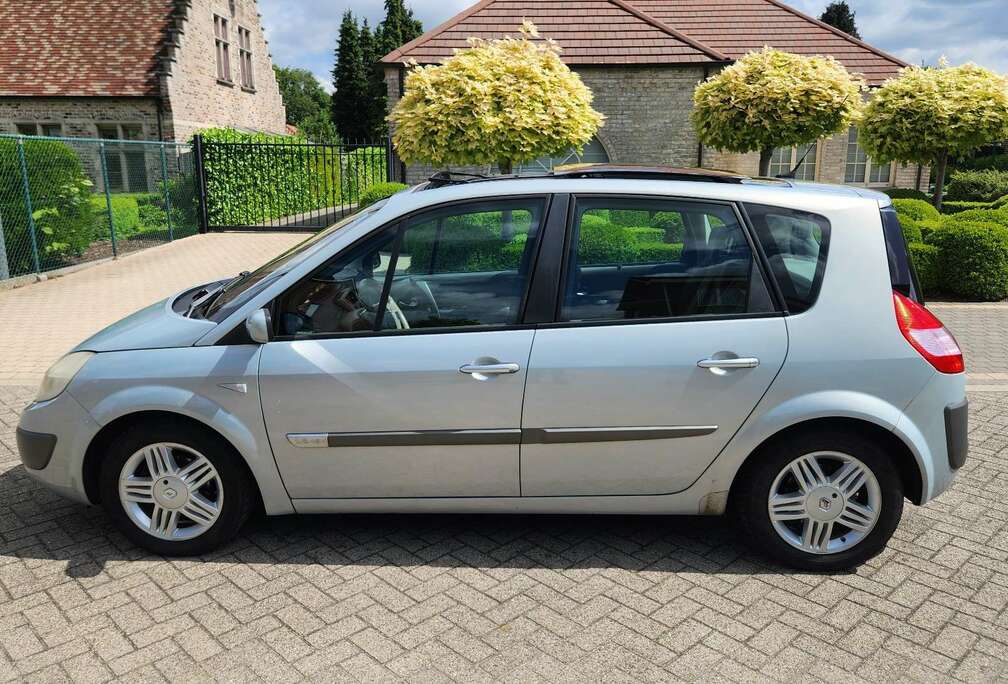 Renault AutomaatBenzine1.6 GekeurdPanodak
