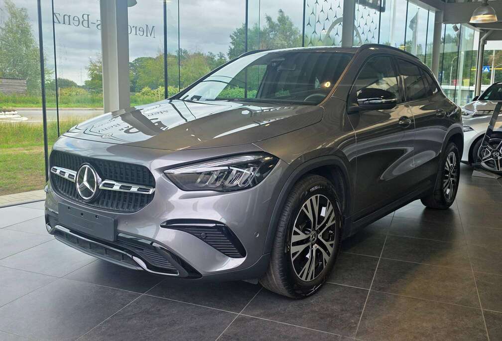 Mercedes-Benz achteruitrijcamera / integratiepakket smartphone / spiegelpakket .....