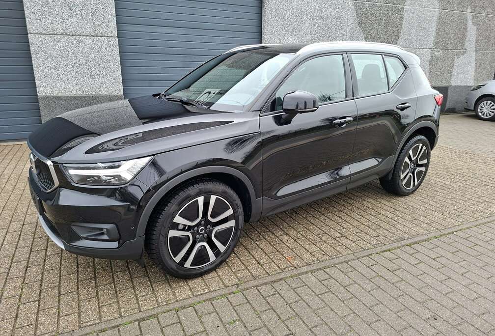 Volvo XC40 1.5 T3 Momentum Pro