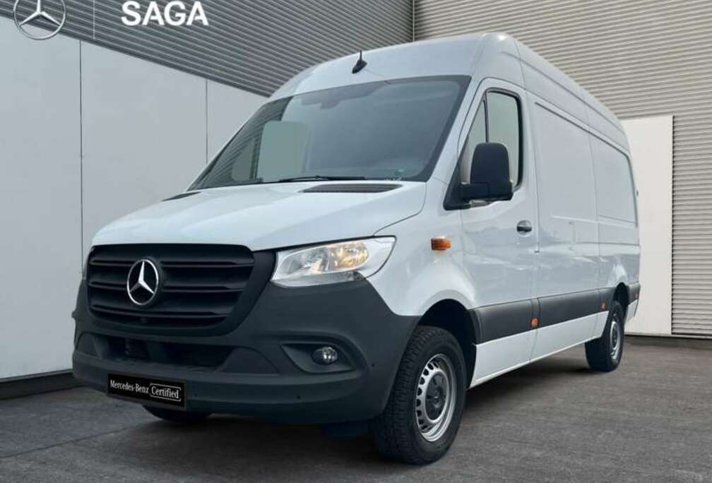 Mercedes-Benz 317 CDI Fourgon Toit sureleve Standard