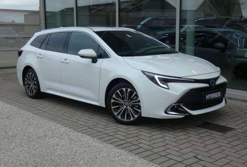Toyota 2.0 Hybrid Style 196pk FACELIFT +Zetelverwarming