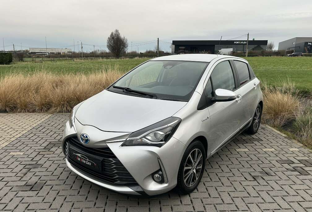 Toyota Yaris Hybrid 1.5i VVT-i Y20 E-CVT - Carnet complet