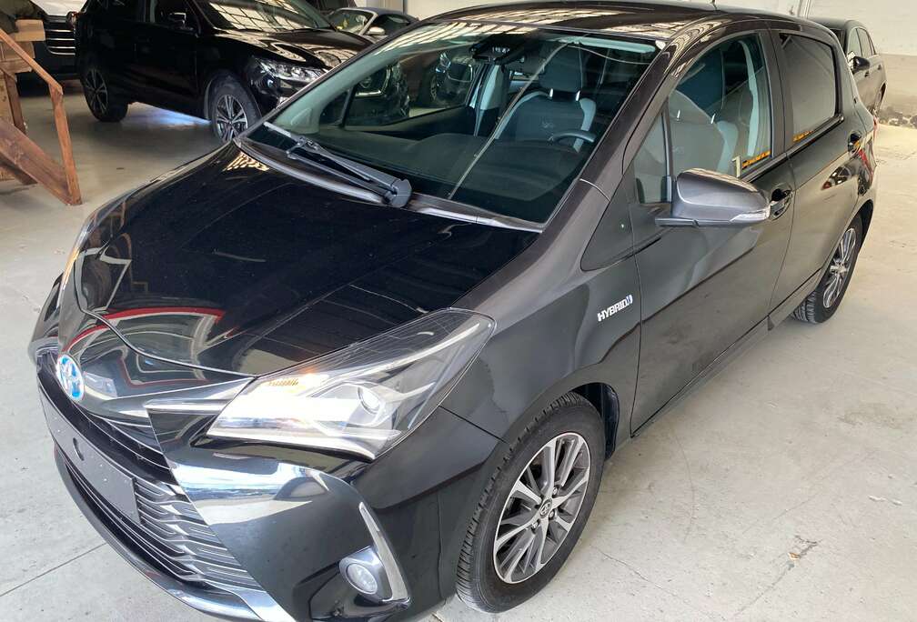 Toyota 1.4 hybride AIRCO/NAVI-13.450€+BTW+TVA