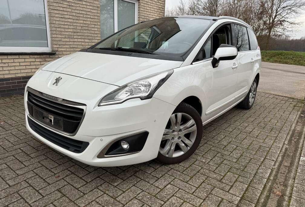 Peugeot 5008 1.6 hdi Allure