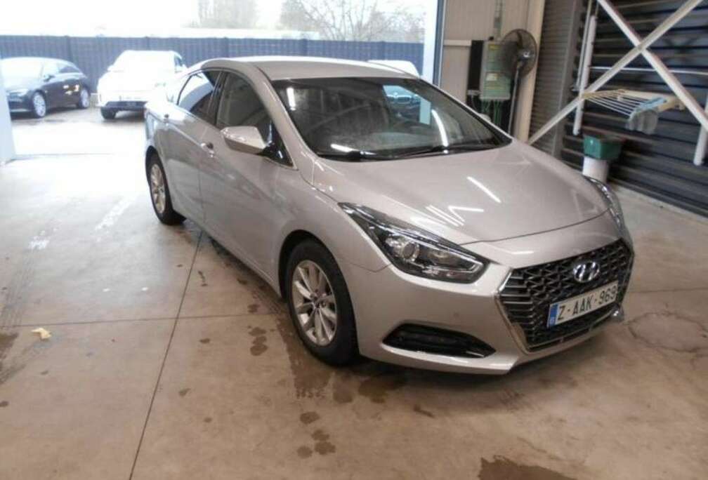 Hyundai BENZINE/90000KM/AIRCO/CRUISE/NAVI/CAMERA/GARANTIE