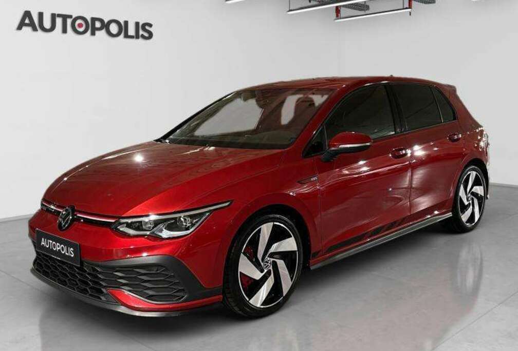 Volkswagen GTI VIII Clubsport 2.0 TSI 300CV