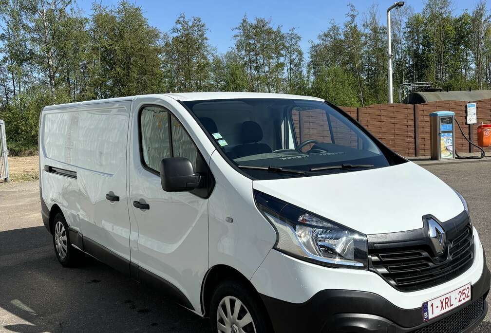 Renault Passenger 2.0 dCi L1H1 Expression FAP