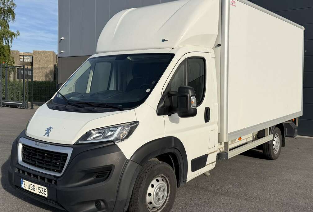 Peugeot Caisse Alu BLUEHDI 160 Hayon Elevateur.
